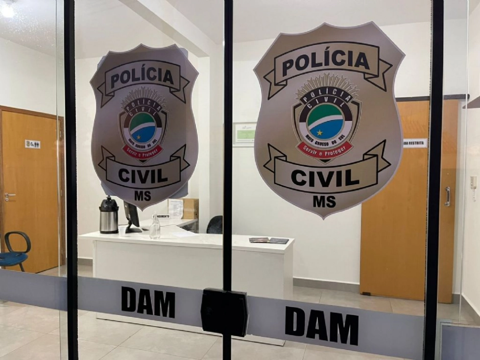 NOVA ANDRADINA: Homem é preso após agredir mãe e avó durante surto de violência doméstica