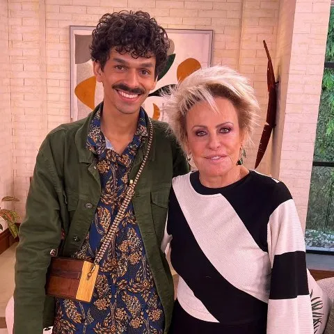 Artista nascido em Ivinhema tem tendões da mão cortados durante assalto