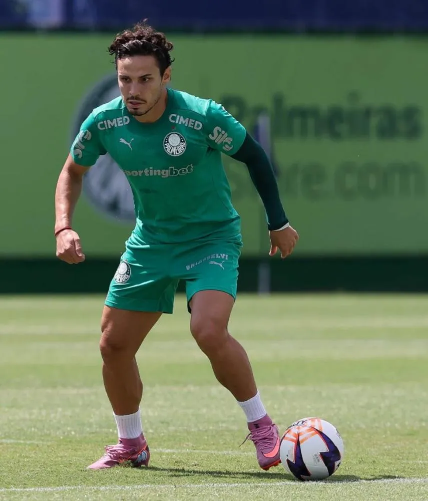 Palmeiras encaminha saída de Veiga para o futebol mexicano