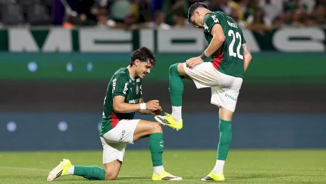 Grêmio vira partida eletrizante e Palmeiras se destaca com goleada