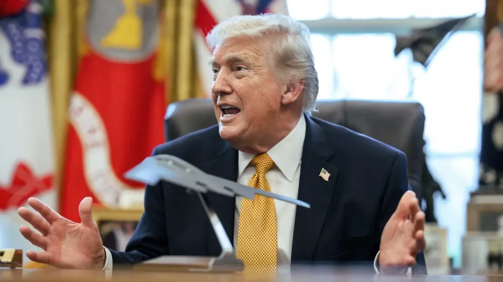 É melhor Irã ‘se mexer rápido, ou não sobrará nada deles’, volta a ameaçar Trump