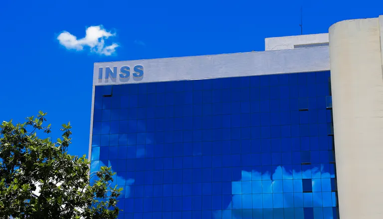 INSS: Rombo previsto para quadruplicar em 75 anos devido ao envelhecimento da população
