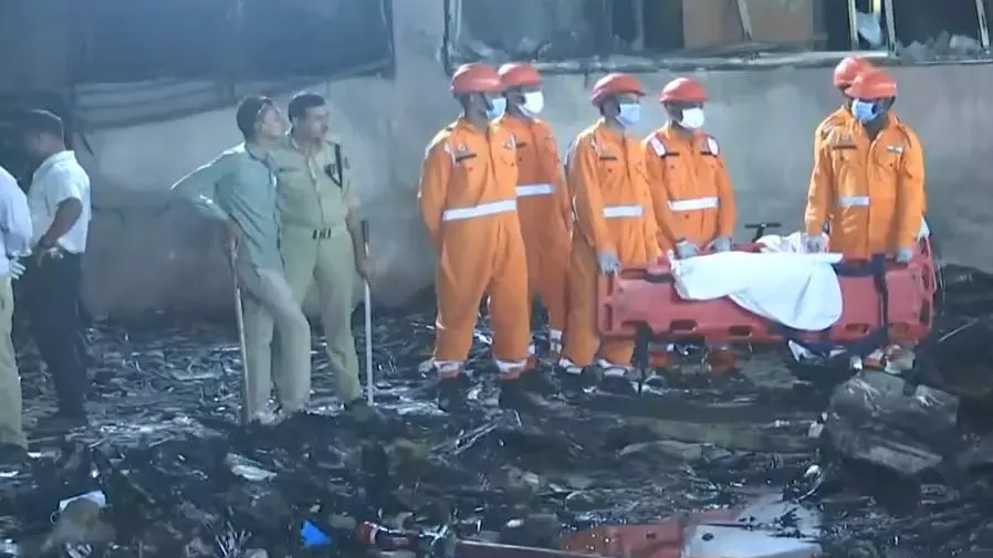 Índia investiga queda de Boeing 787 que deixou mais de 260 mortos