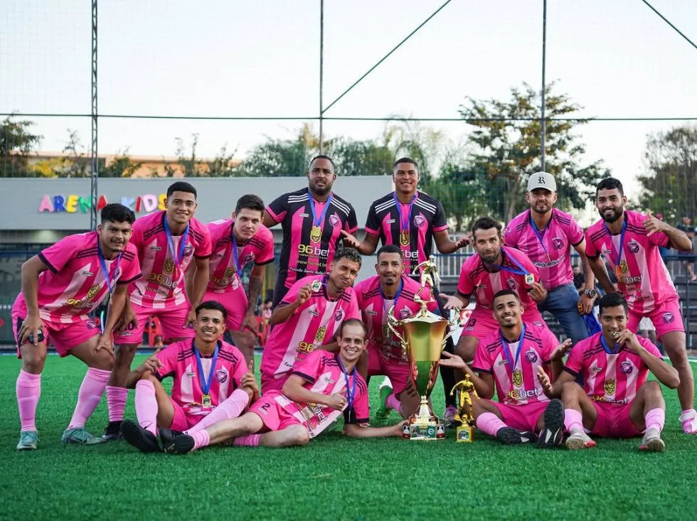 Campeão regional! Juvelendas levanta a taça e garante vaga nacional