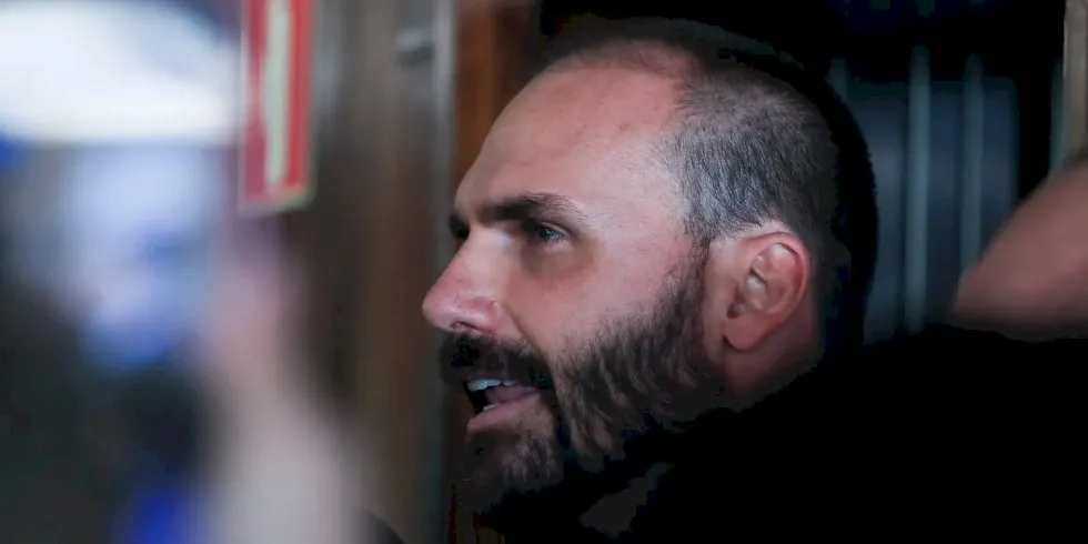 STF congela patrimônio de Eduardo Bolsonaro por decisão de Alexandre de Moraes