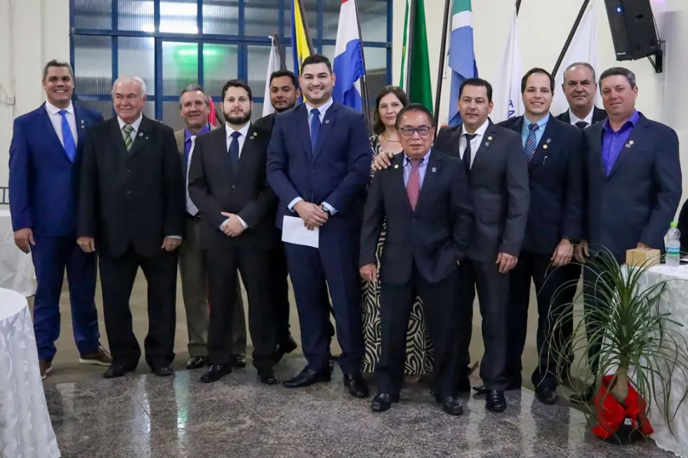 Rotary Club de Ivinhema empossa novo presidente e celebra conquistas da gestão anterior