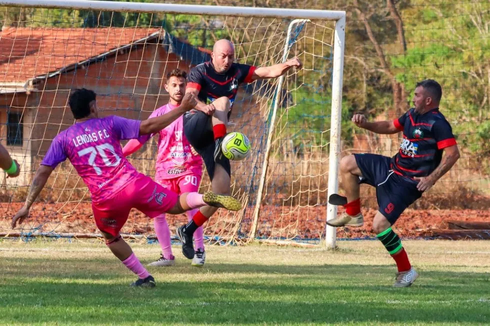 Municipal de Suíço em Ivinhema terá definição dos finalistas no estádio Saraivão