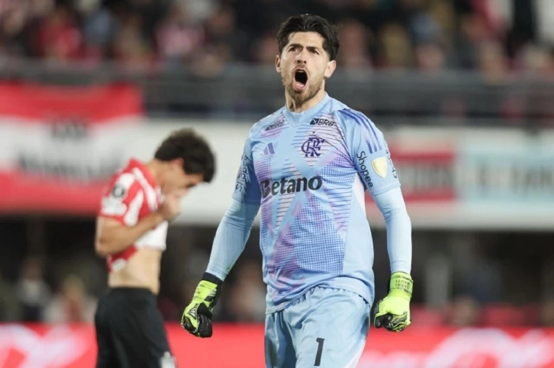 Flamengo elimina Estudiantes nos pênaltis e avança à semifinal da Libertadores